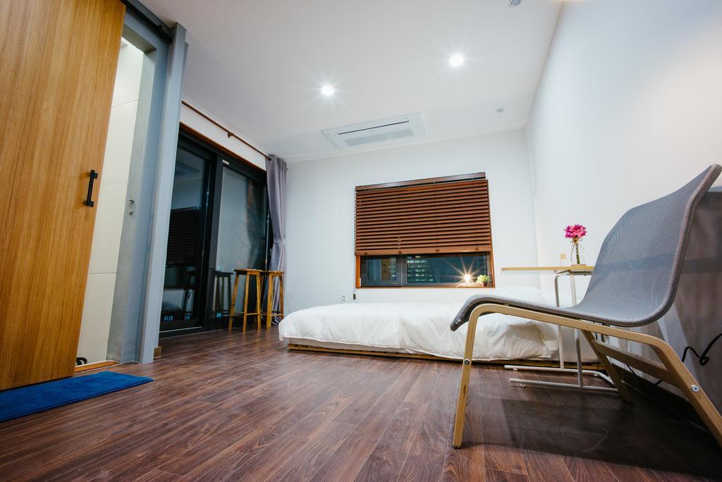 Morning Dew Guesthouse Ciudad Metropolitana de Ciudad Metropolitana de Busan Exterior foto