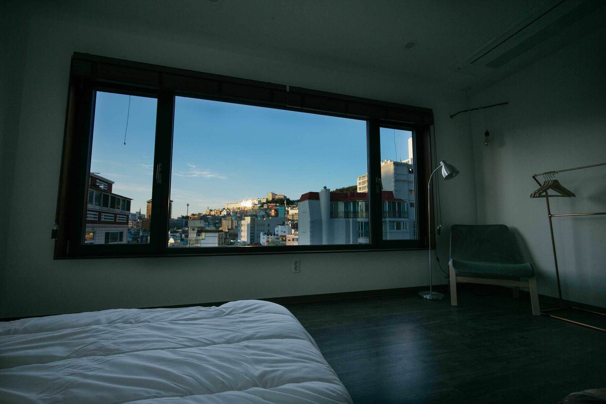 Morning Dew Guesthouse Ciudad Metropolitana de Ciudad Metropolitana de Busan Exterior foto