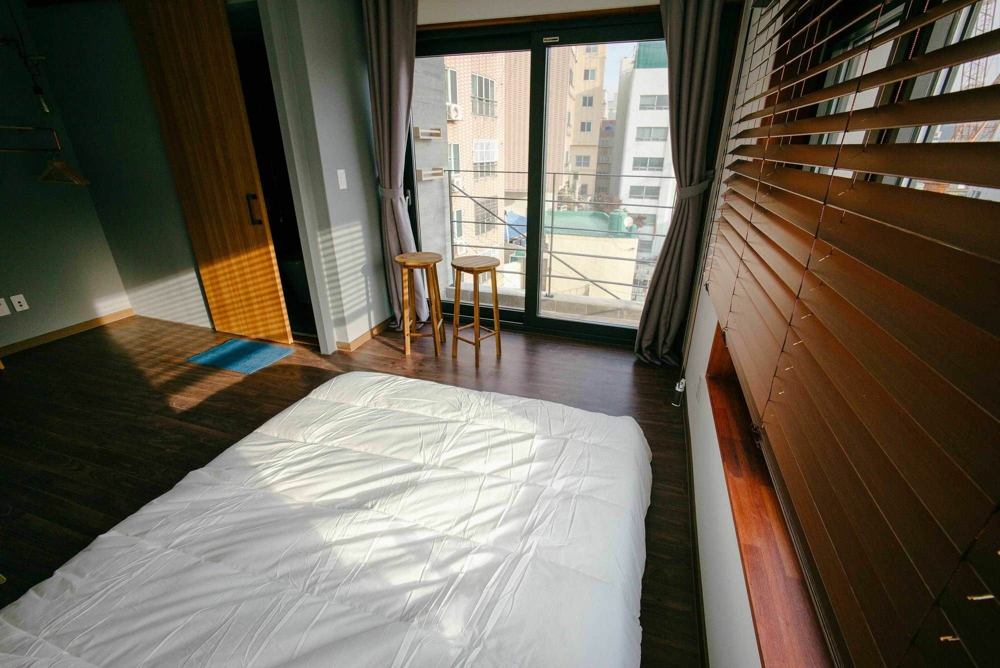 Morning Dew Guesthouse Ciudad Metropolitana de Ciudad Metropolitana de Busan Exterior foto